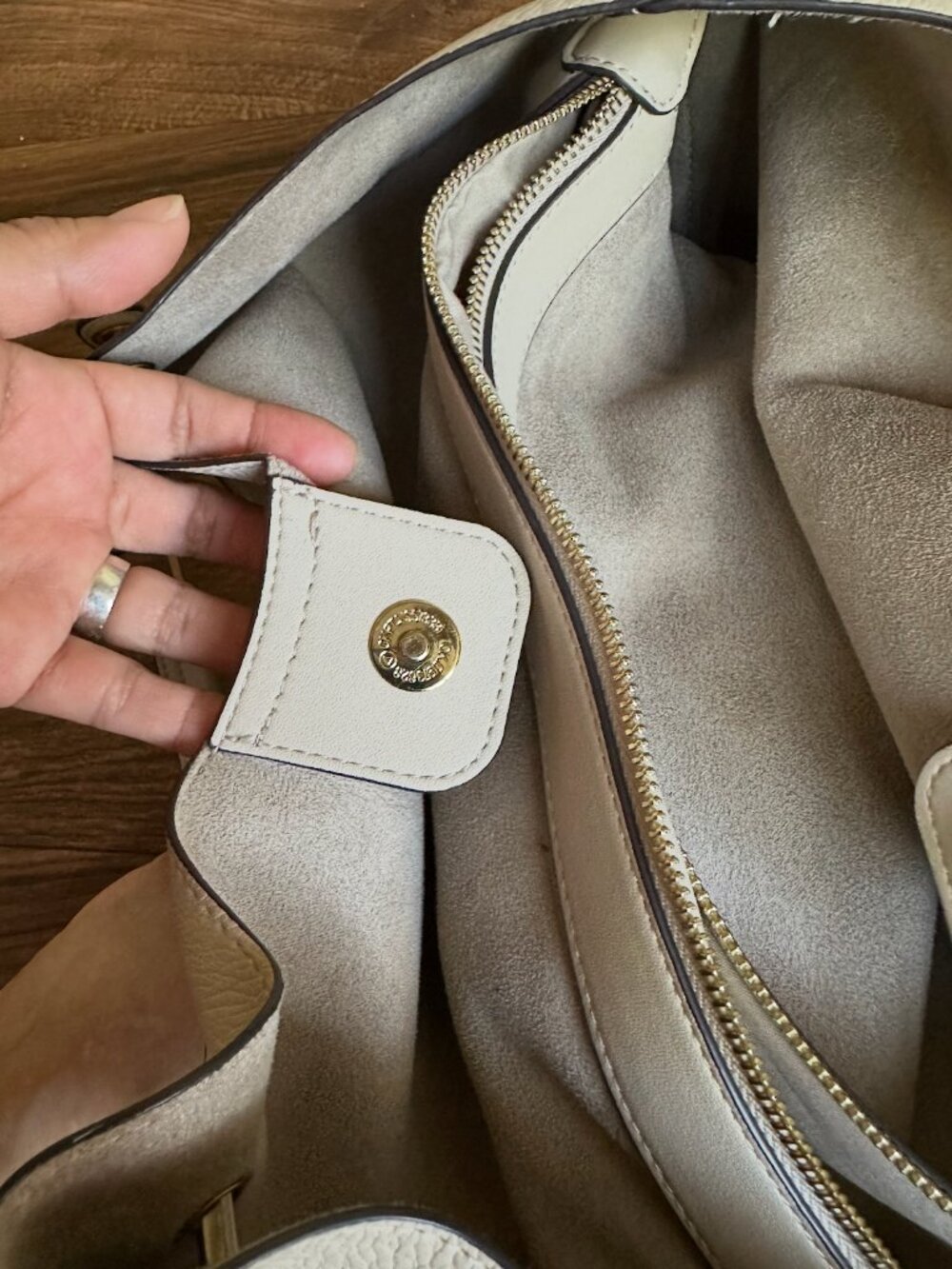 Sondra Roberts Pebbled Leather Tote Bag Gold Hardware Office Work Purse - Picture 7 of 12